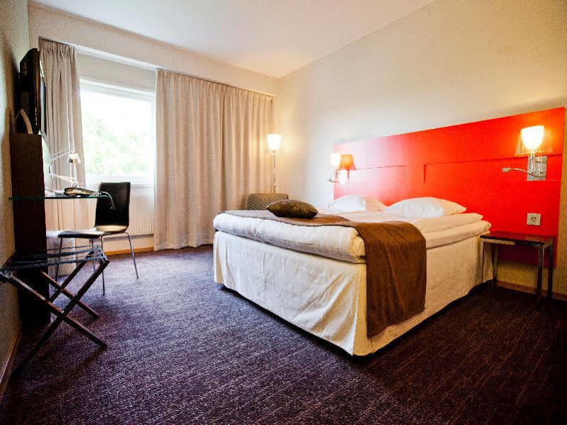 Quality Hotel Nacka ストックホルム エクステリア 写真